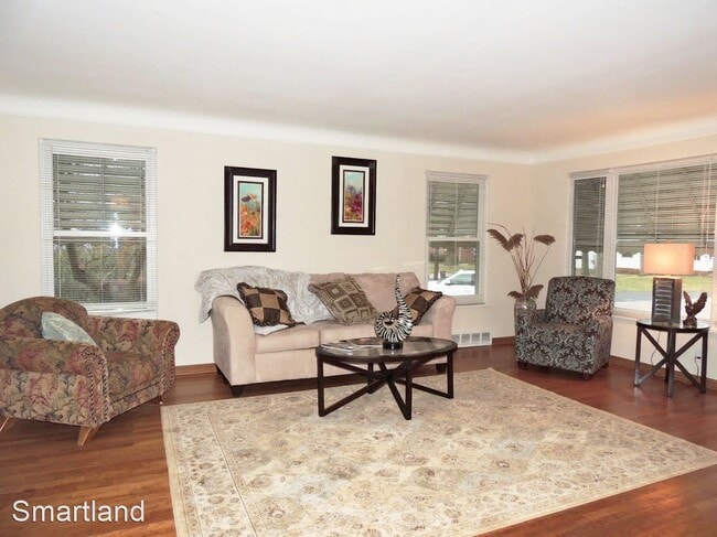 Building Photo - 4 br, 2 bath House - 1971 Beverly Hills Dr