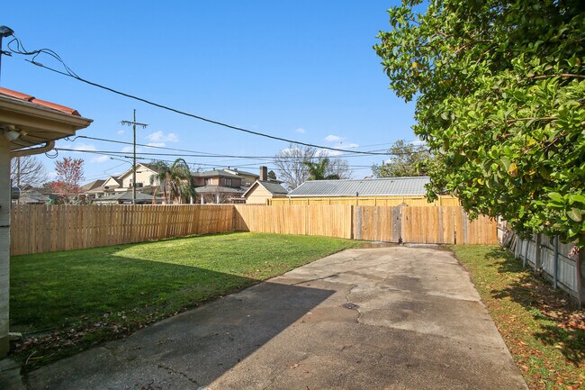 Building Photo - 7036 Orleans Ave