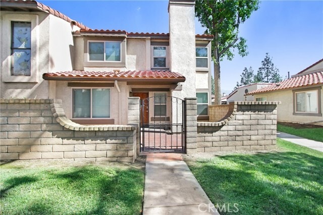Building Photo - 9847 Bolero Dr