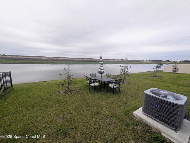 Foto del edificio - 3638 Grappler Cir SE