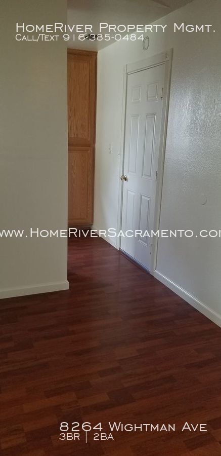 Foto del edificio - 8264 Wightman Ave