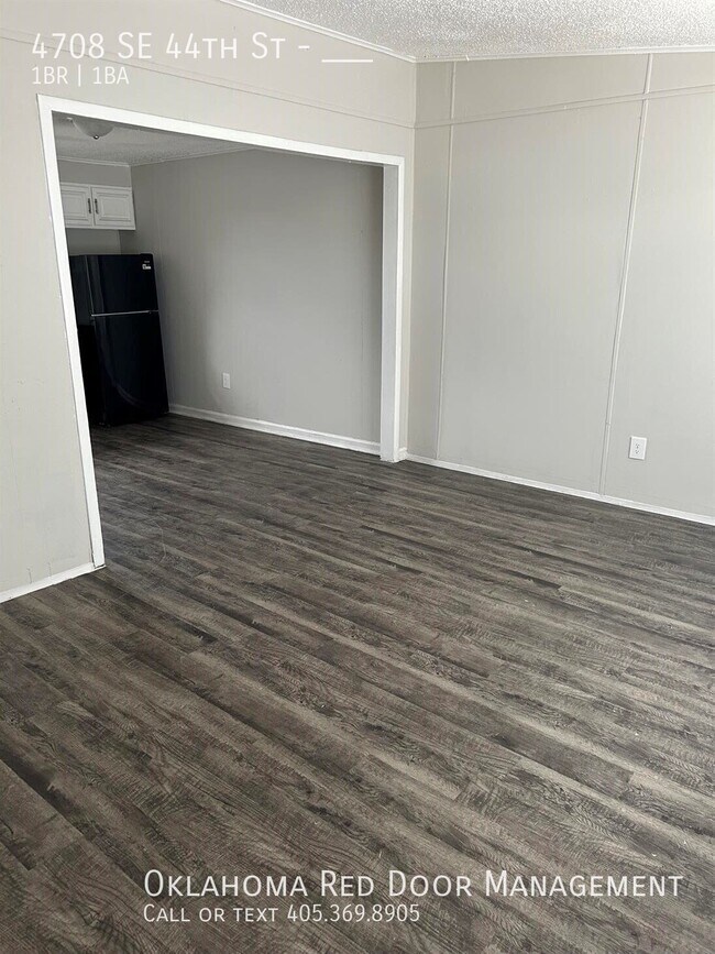 Foto del edificio - 4708 SE 44th St