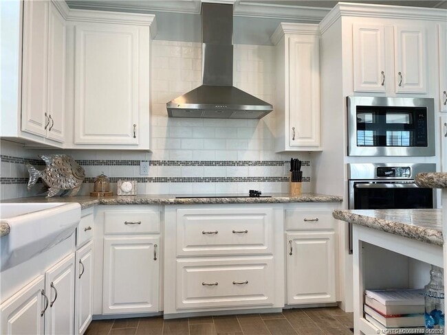 Building Photo - 44 NE Nautical Dr