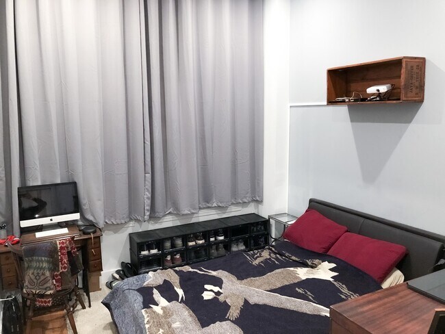 Foto del edificio - 1935 Chestnut Street, Unit 35-2F