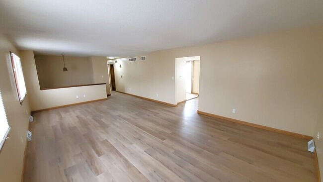 Foto del edificio - 2900 4th St