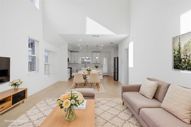 Foto del edificio - 2353 Sawdust Dr