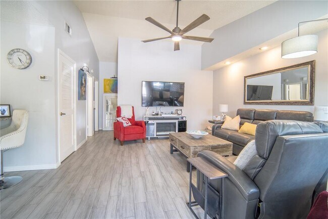 Foto del edificio - 435 Hemlock St
