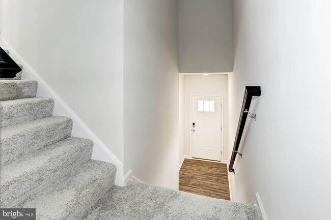 Foto del edificio - 5014 MacDonough Pl