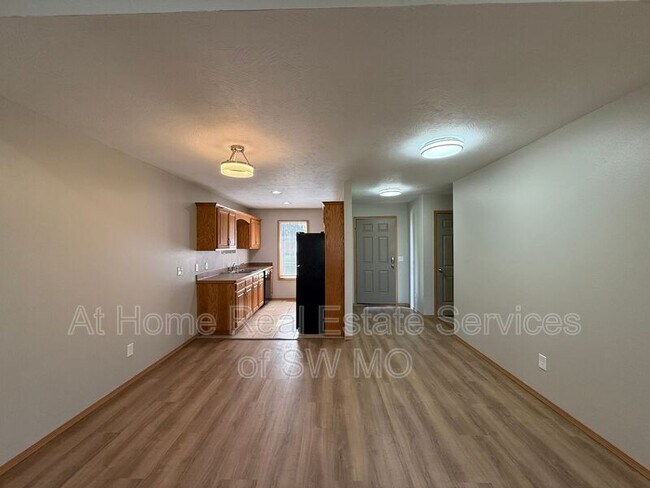 Foto del edificio - 2307 W Parkview