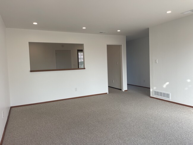 Building Photo - 2112 Burgener Blvd