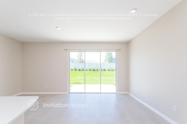 Building Photo - 6316 Willowside St