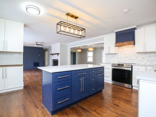 Foto del edificio - 4 Bed | 2 Bath House in Raleigh