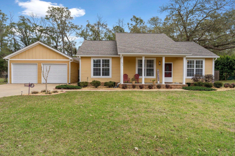 Foto principal - 10715 Sycamore Ridge Ln