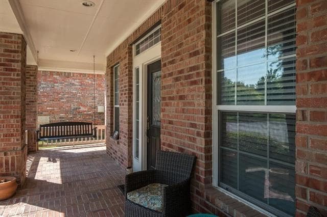 Building Photo - 817 Water Oak Tr