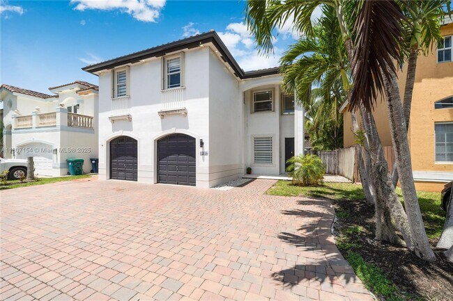 Foto del edificio - 15338 SW 141st Ct
