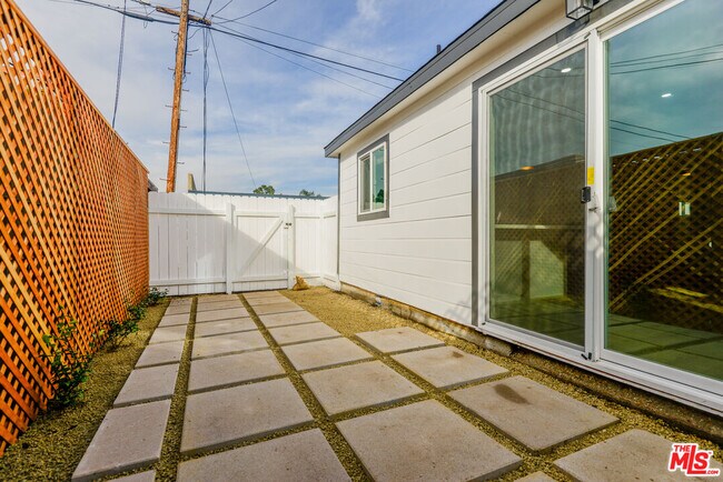 Building Photo - 1739 252nd St