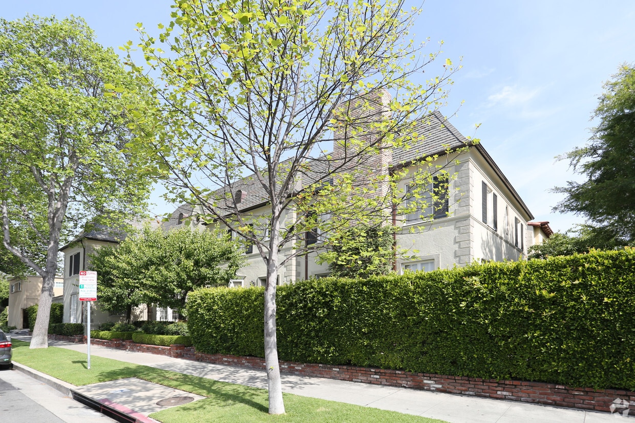 Foto principal - 157 S Crescent Dr