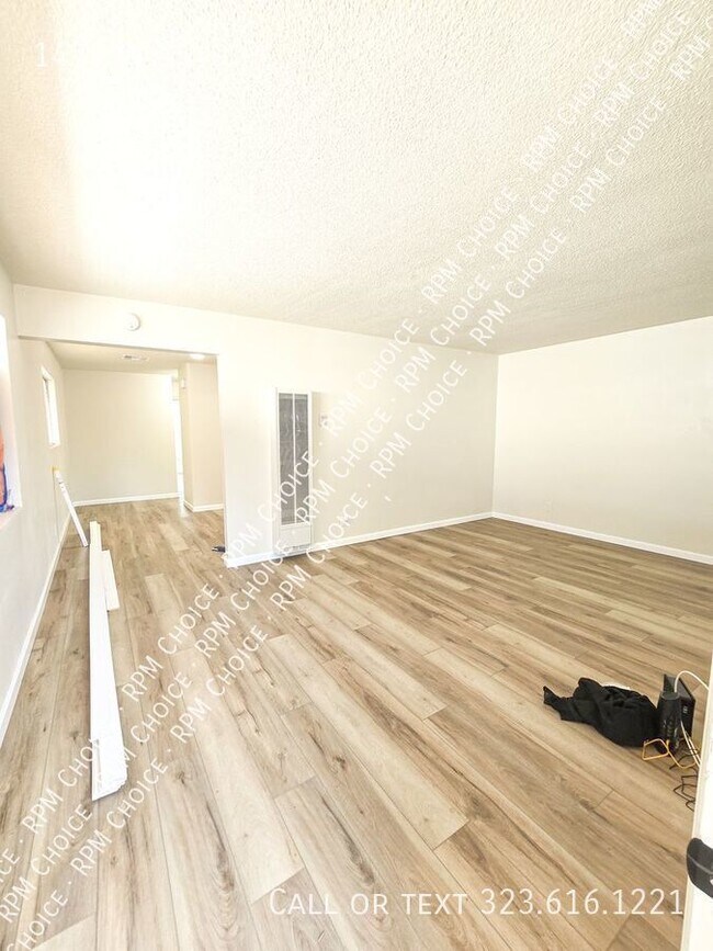 Foto del edificio - Quiet 2bd/1ba House with Attached Garage a...