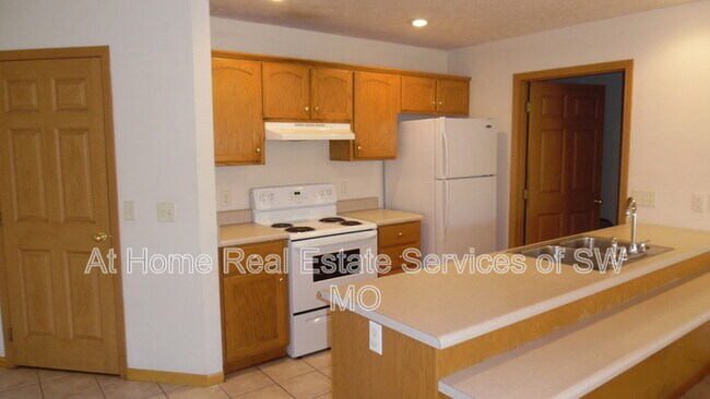Foto del edificio - 4305 S Glenn Ave