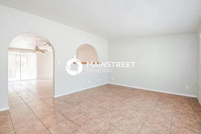 Foto del edificio - 3 Bedroom Pet-Friendly Home in Tucson, AZ with Main Street Renewal