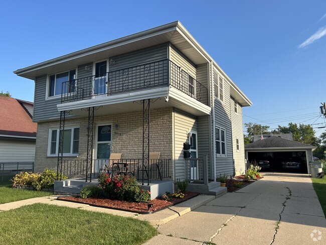 Building Photo - 9015 W Tripoli Ave