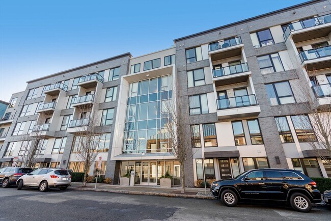 Building Photo - 45 W 3rd St