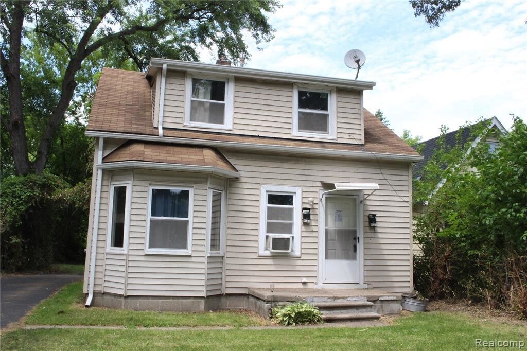1549 E Madge Ave, Hazel Park, MI 48030 House Rental in Hazel Park, MI