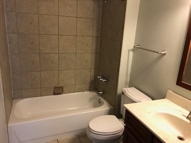 Photo - 605 Charles Ave House