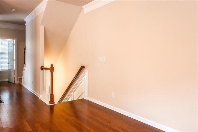 Building Photo - 623 Coligny Ct