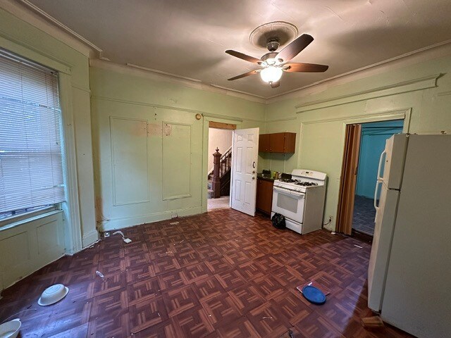 Foto del edificio - 529 Crescent St