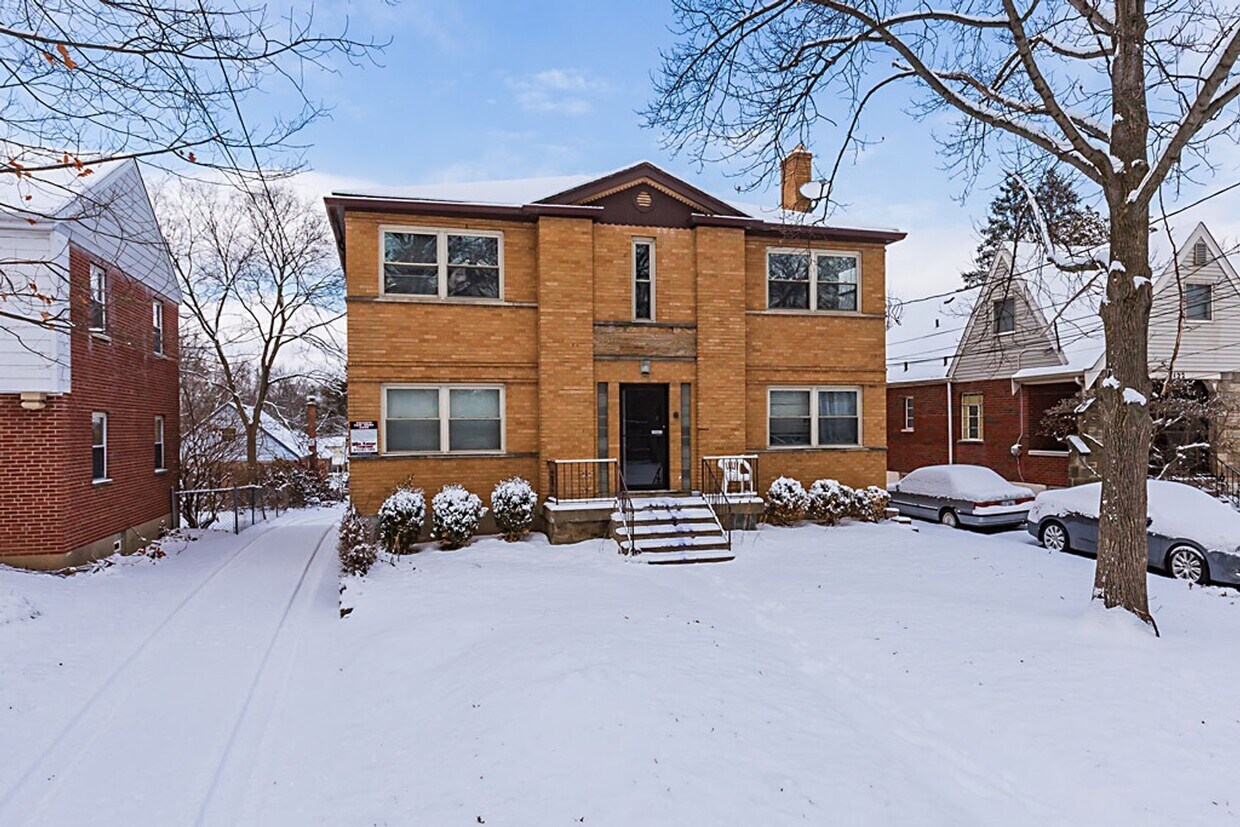 Primary Photo - 3126 Ramona Ave