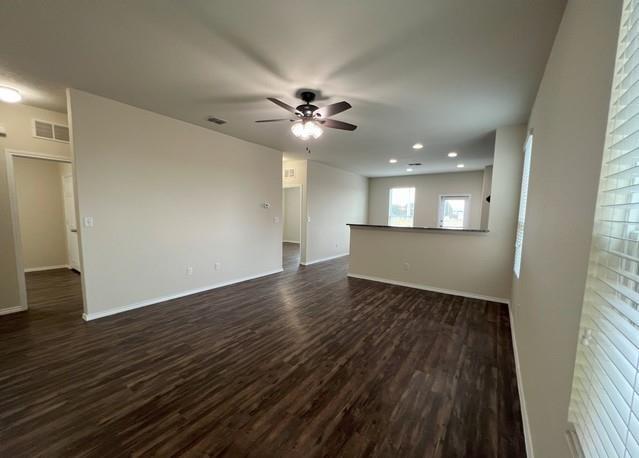 Foto del edificio - 155 Rock Nettle