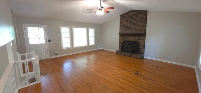 Building Photo - 3239 Sharpton Dr