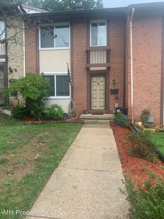 Foto principal - 3 br, 1.5 bath House - 3 Bideford Court
