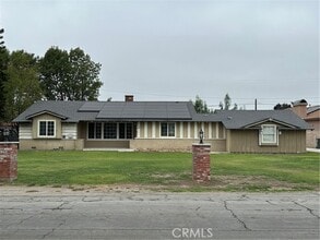 Building Photo - 1901 W Page Ave