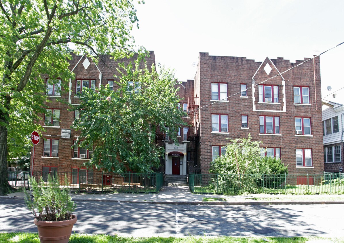 Primary Photo - 280 Goldsmith Ave