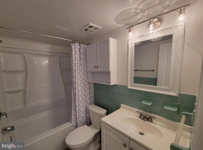 Building Photo - 5250 Valley Forge Dr