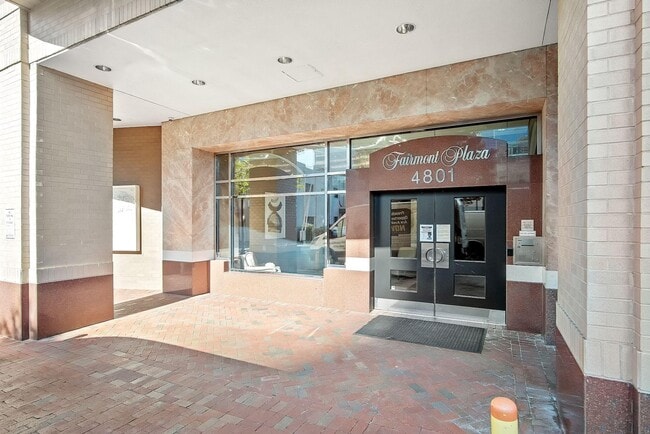 Foto del edificio - 4801 Fairmont Ave