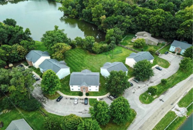 Building Photo - Welcome to Northdale Lake!