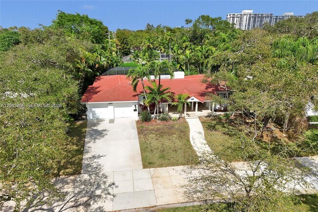 Foto del edificio - 1247 NE 101st St