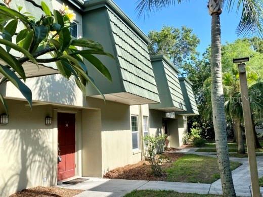 Foto principal - 1799 N Highland Ave