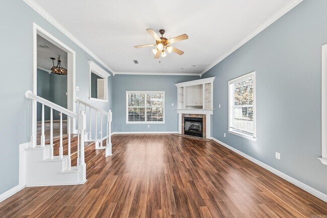 Foto del edificio - 20 Hillcrest Ln