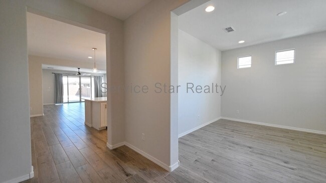 Building Photo - 32611 N 20th Dr