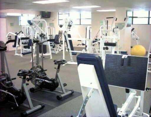 Building Photo - 200 Leslie Dr