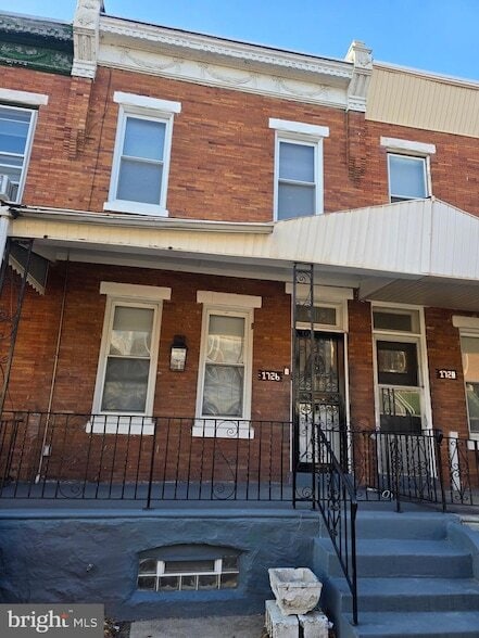 Photo - 1726 N Lindenwood St Townhome