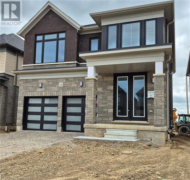 Building Photo - 24 Blain Dr