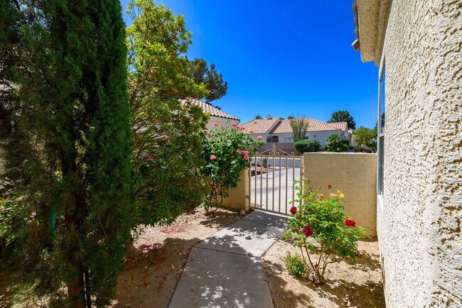 Foto del edificio - "Discover Comfort & Style: Spacious 3-Bedroom, 2-Bath Home in Las Vegas, NV!"