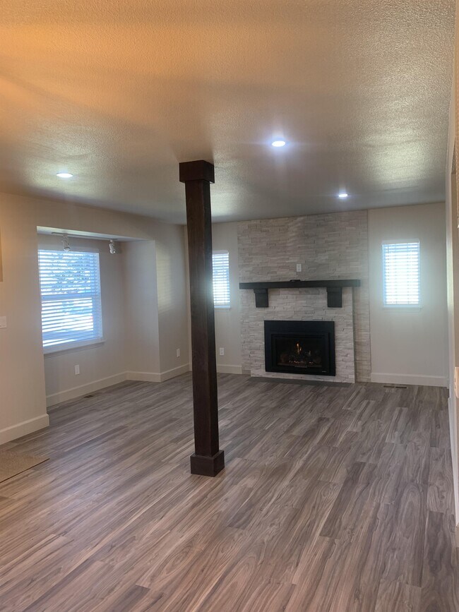 Foto del edificio - 306 NW 7th St