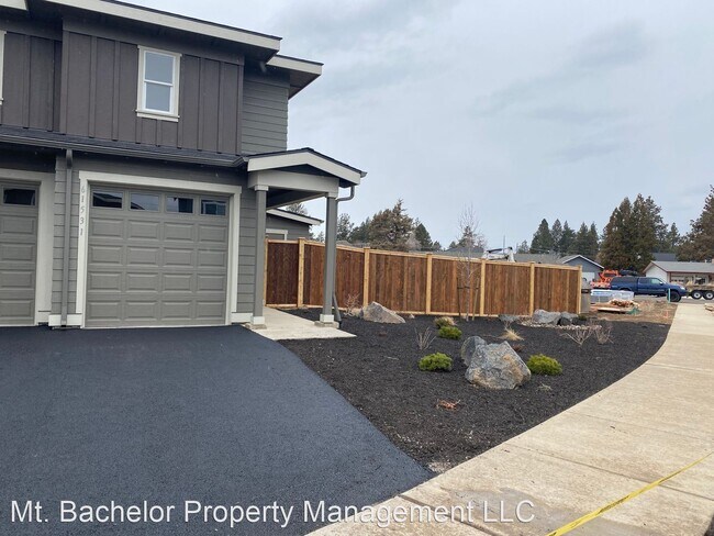 Foto del edificio - 3 br, 2.5 bath House - 61531 SE Jennifer L...