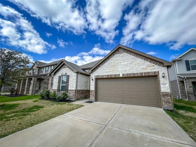 Building Photo - 25310 Champion Ridge Ct